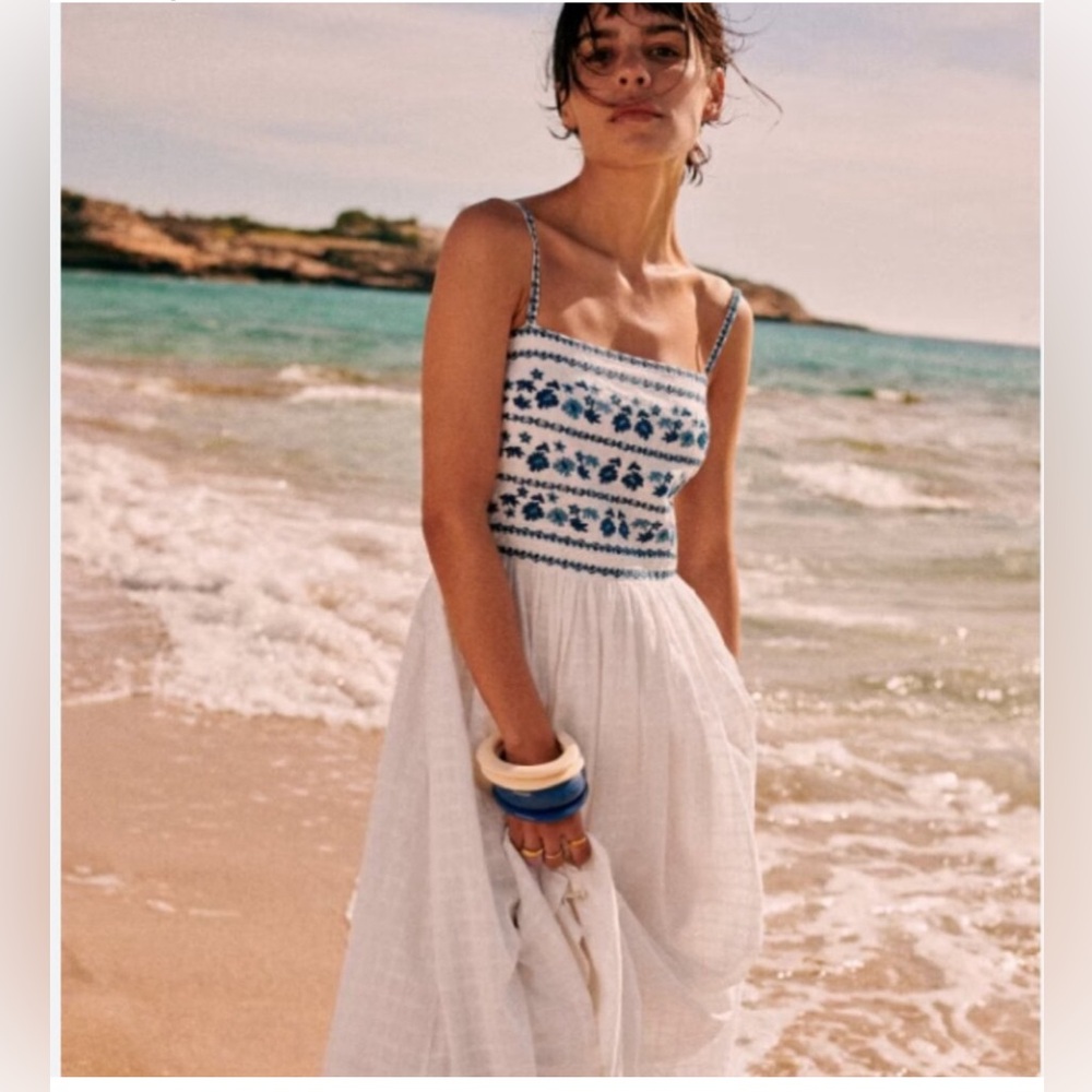 NWT Sezane Erna Blue White Embroidered Dress 36